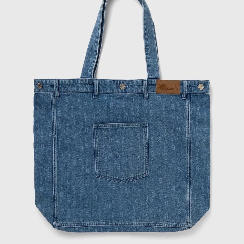 Baum und Pferdgarten Denim Large Tote with Leather Logo Patch - Blue